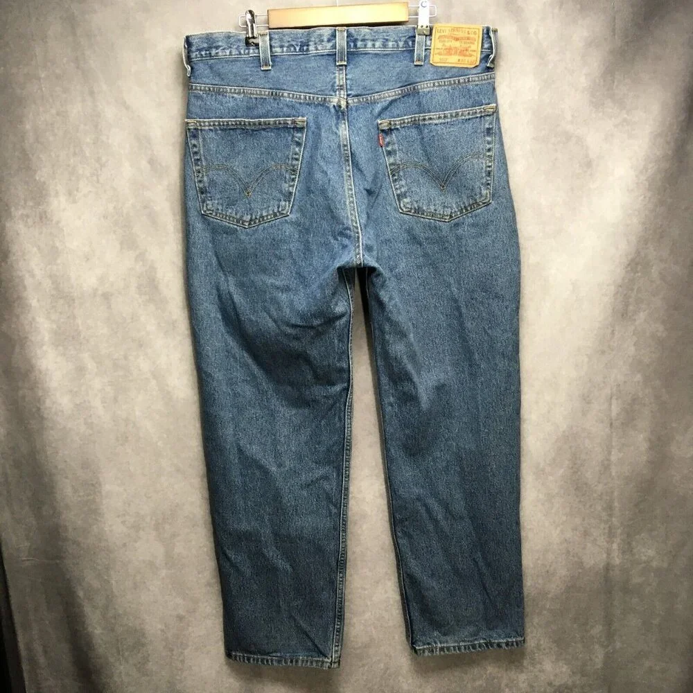 Levis Mens 550 Relaxed Fit Blue Jeans size 40x32 Cotton Denim Zipper Fly‎